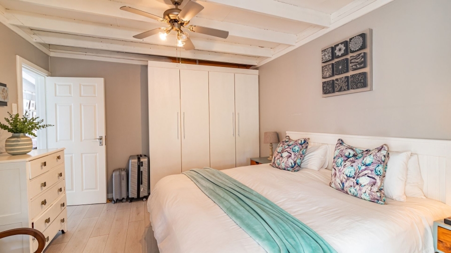 3 Bedroom Property for Sale in Sunrise On Sea Eastern Cape